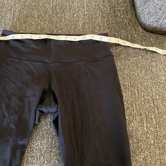 Lululemon crop leggings - Picture 4 of 7